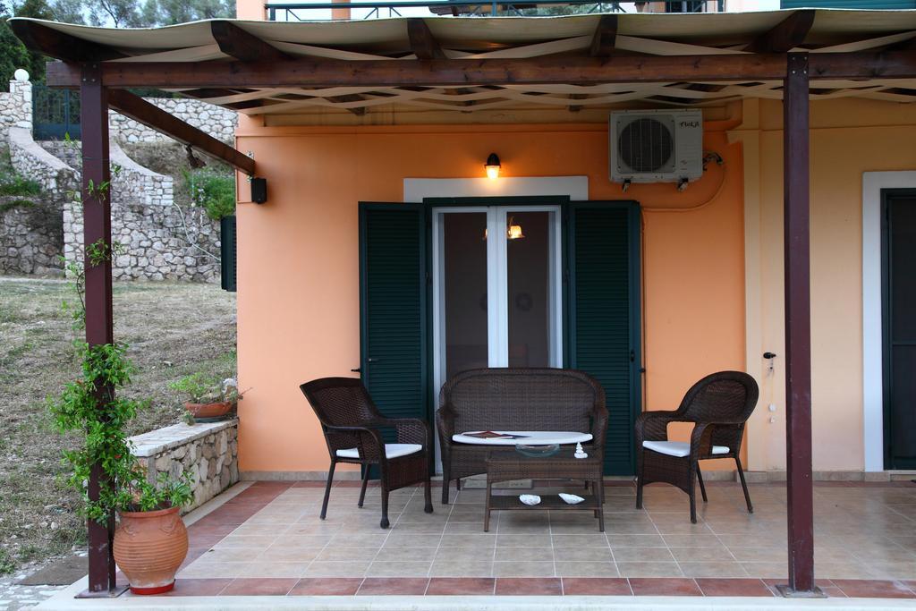 Orizzonte Apartments Lefkada Apolpaina Экстерьер фото